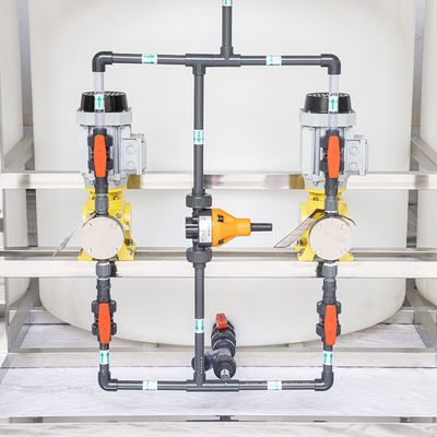 4500L/H πλήρης αυτόματη μίξη διάλυσης μηχανών χορήγησης της δόσης που ενσωματώνεται