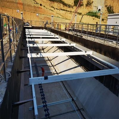 Μη μεταλλική μεταλλουργική ξύστρα λάσπης αλυσίδων στη δεξαμενή ιζηματογένεσης λάσπης