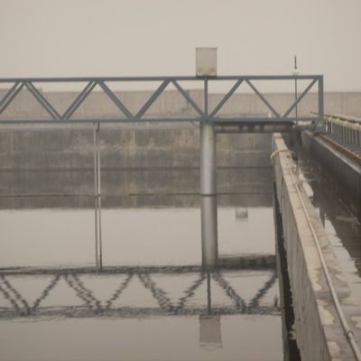 Οριζόντια ξύστρα λάσπης ταξιδιού από ανοξείδωτο χάλυβα για επεξεργασία λυμάτων