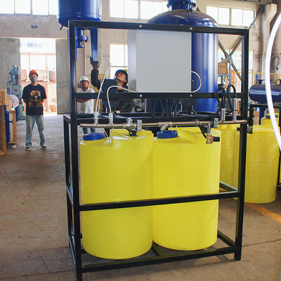 Ενσωματωμένο Vertical PE Automatic Chemical Dosing System 500L/H