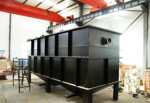 SS304 αυτόματο φίλτρο βαρύτητας Valveless, τετραγωνική συσκευή επεξεργασίας απόβλητου ύδατος